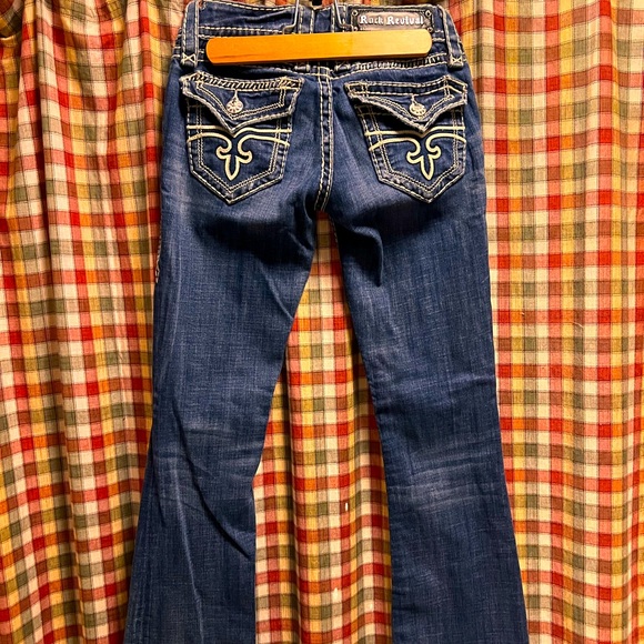 ROCK REVIVAL - Picture 1 of 2